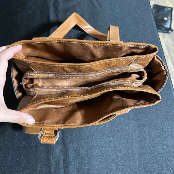 Faux Crocodile Leather Purse - Picture 3 of 5